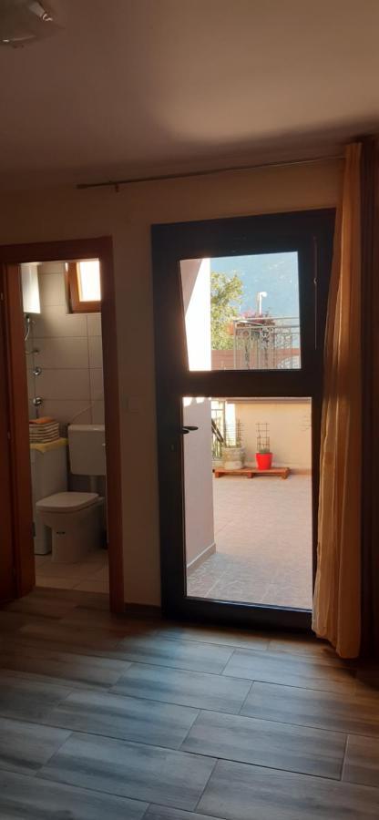 Sofi Apartment Kotor Exterior photo