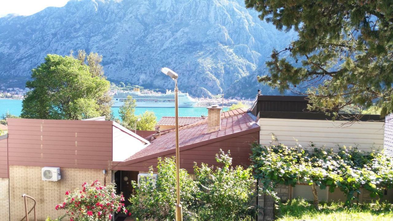 Sofi Apartment Kotor Exterior photo